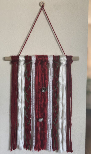 Christmas Macramé Wall Hanging Craft